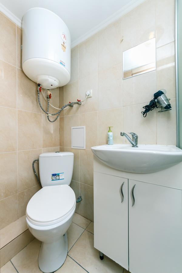 Small Room Near Independence Square Kiev Exterior foto